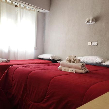 Hotel Tirol Мар дел Плата Екстериор снимка