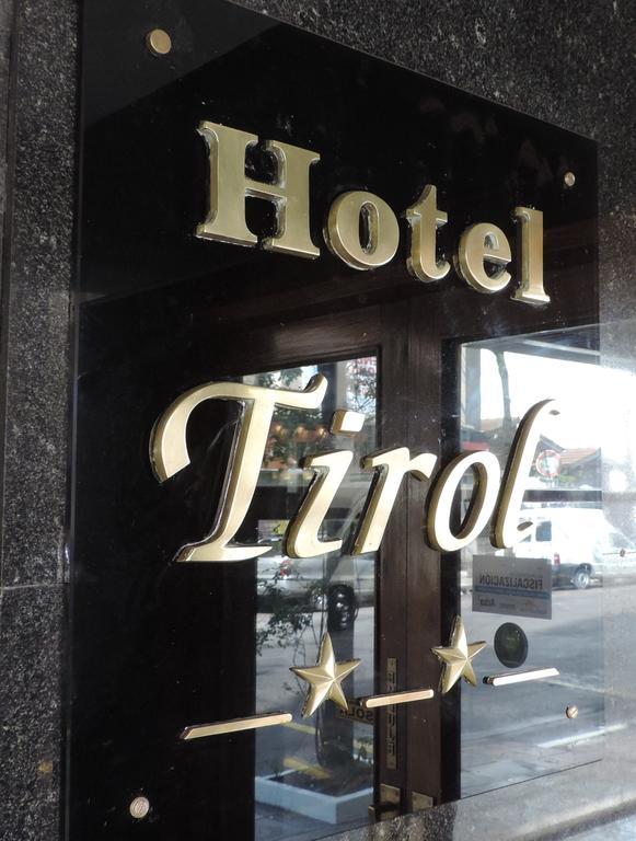 Hotel Tirol Мар дел Плата Екстериор снимка