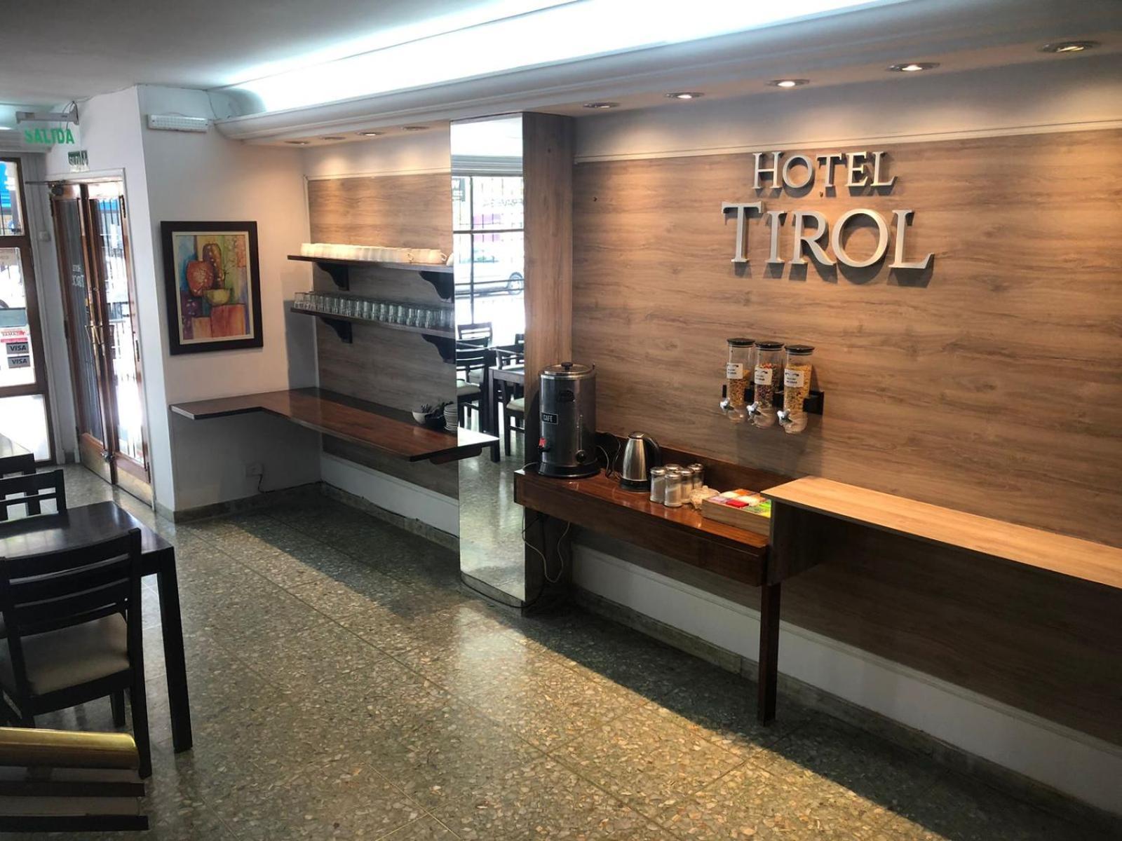 Hotel Tirol Мар дел Плата Екстериор снимка