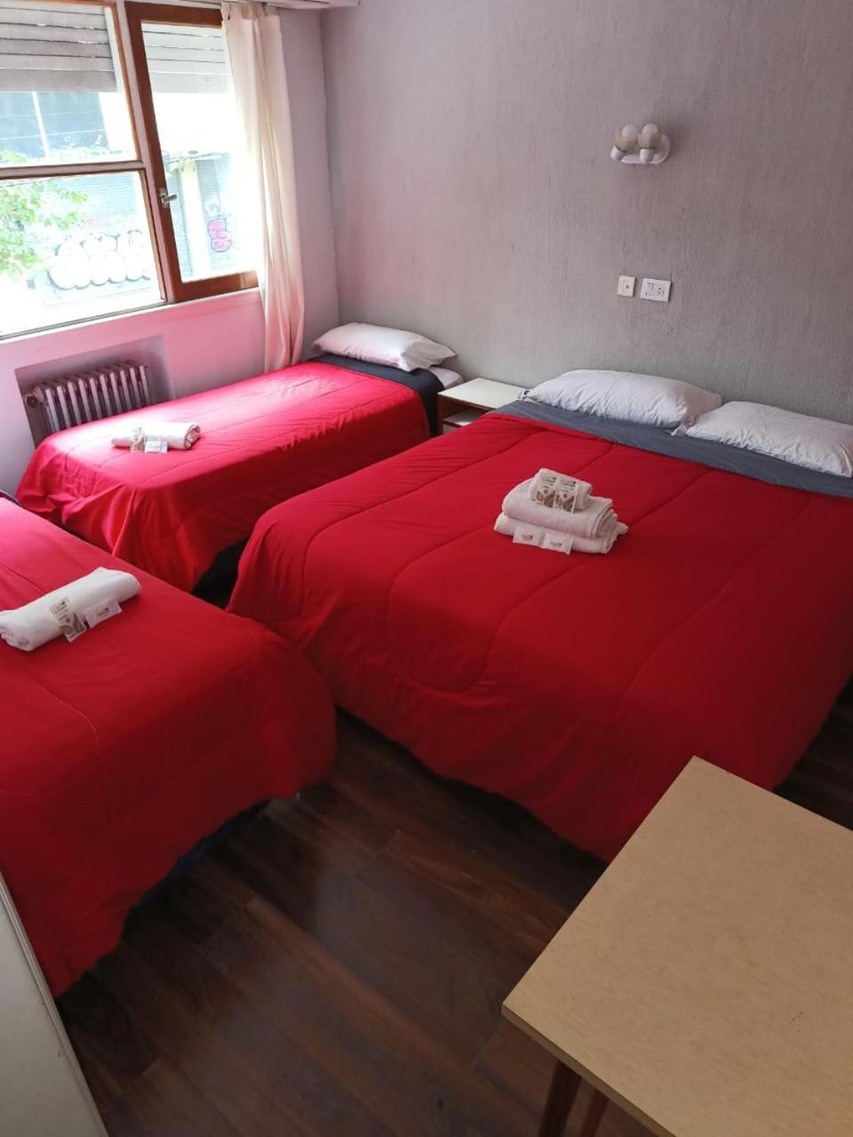 Hotel Tirol Мар дел Плата Екстериор снимка